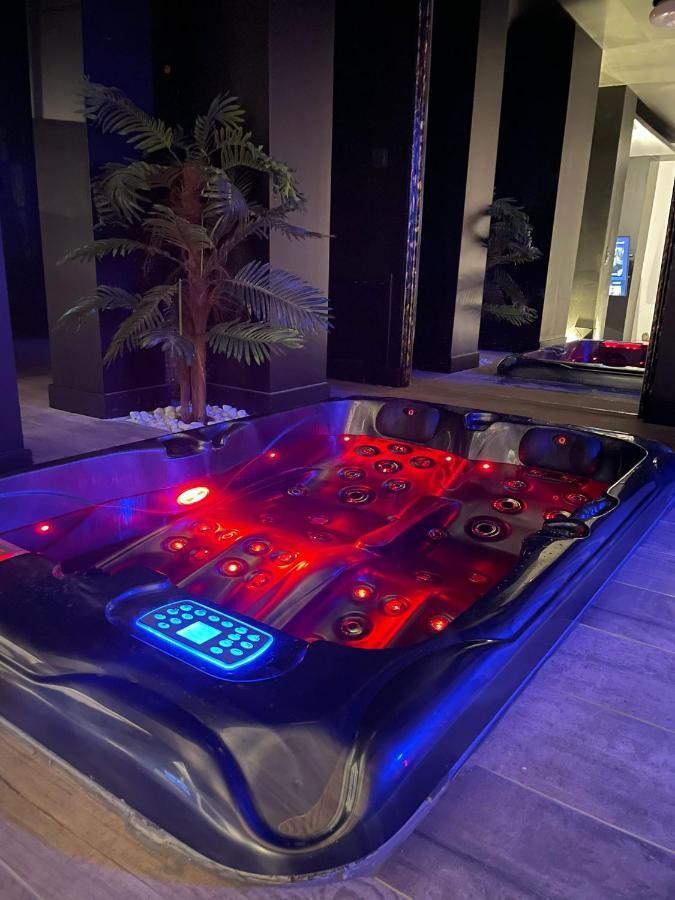 La Suite Grenoble Spa Jacuzzi Et Sauna Privatif Ngoại thất bức ảnh