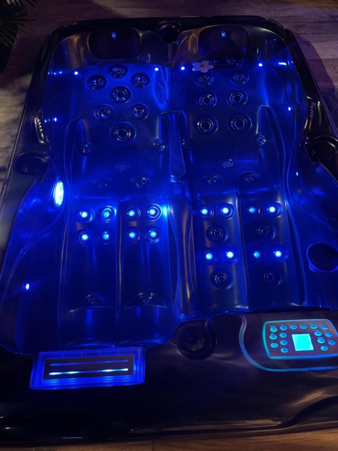 La Suite Grenoble Spa Jacuzzi Et Sauna Privatif Ngoại thất bức ảnh