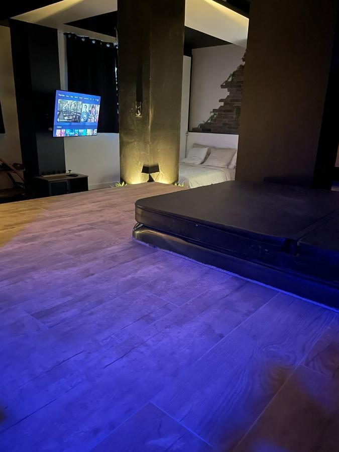 La Suite Grenoble Spa Jacuzzi Et Sauna Privatif Ngoại thất bức ảnh