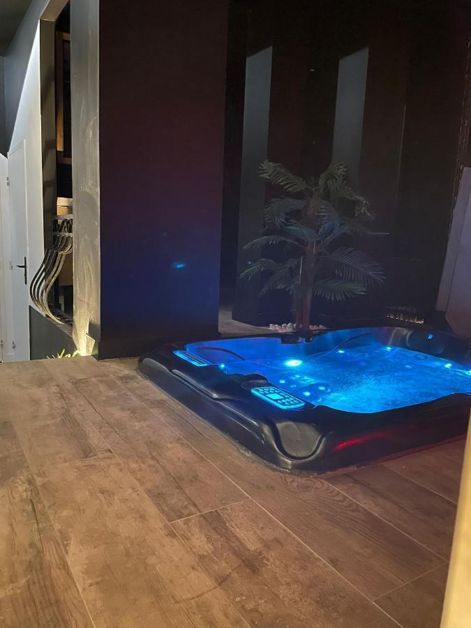 La Suite Grenoble Spa Jacuzzi Et Sauna Privatif Ngoại thất bức ảnh